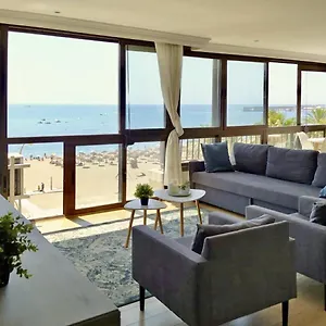 https://primera-lnea-de-playa-en-la-malagueta.hotelsinnerja.org